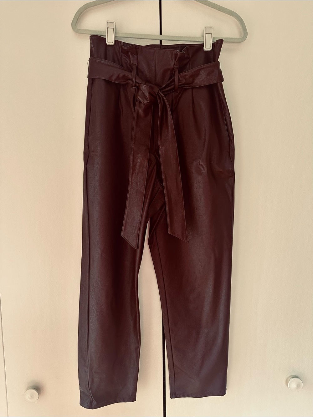 COMMANDO Burgundy High-Waist Paperbag Faux Leather Pants with Tie Belt
